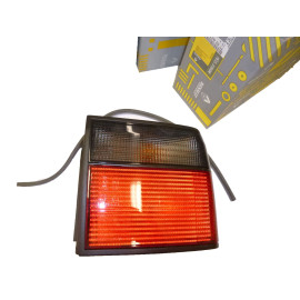 RIGHT REAR LIGHT RENAULT R21 PHASE 1